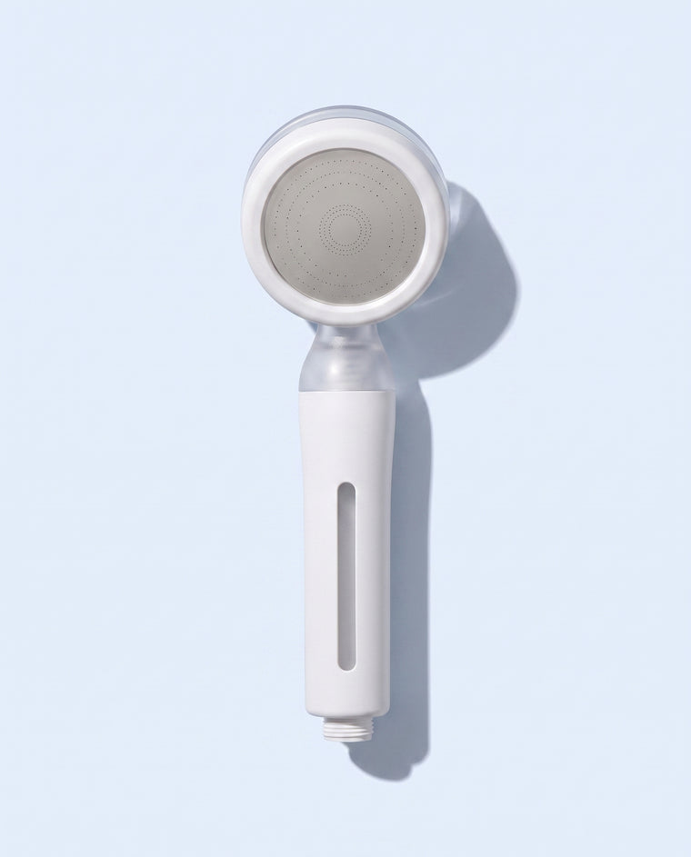 Pommeau de douche filtrant à la vitamine C
